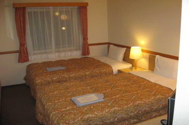 Toyoko Inn Sendai-Eki Nishi-Guchi Chuo Eksteriør billede