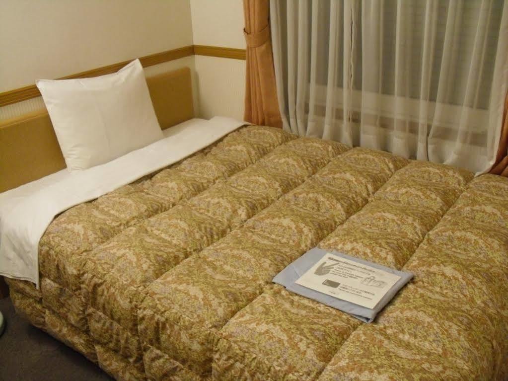 Toyoko Inn Sendai-Eki Nishi-Guchi Chuo Eksteriør billede