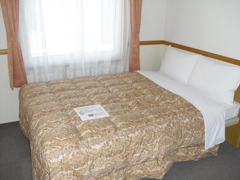 Toyoko Inn Sendai-Eki Nishi-Guchi Chuo Eksteriør billede