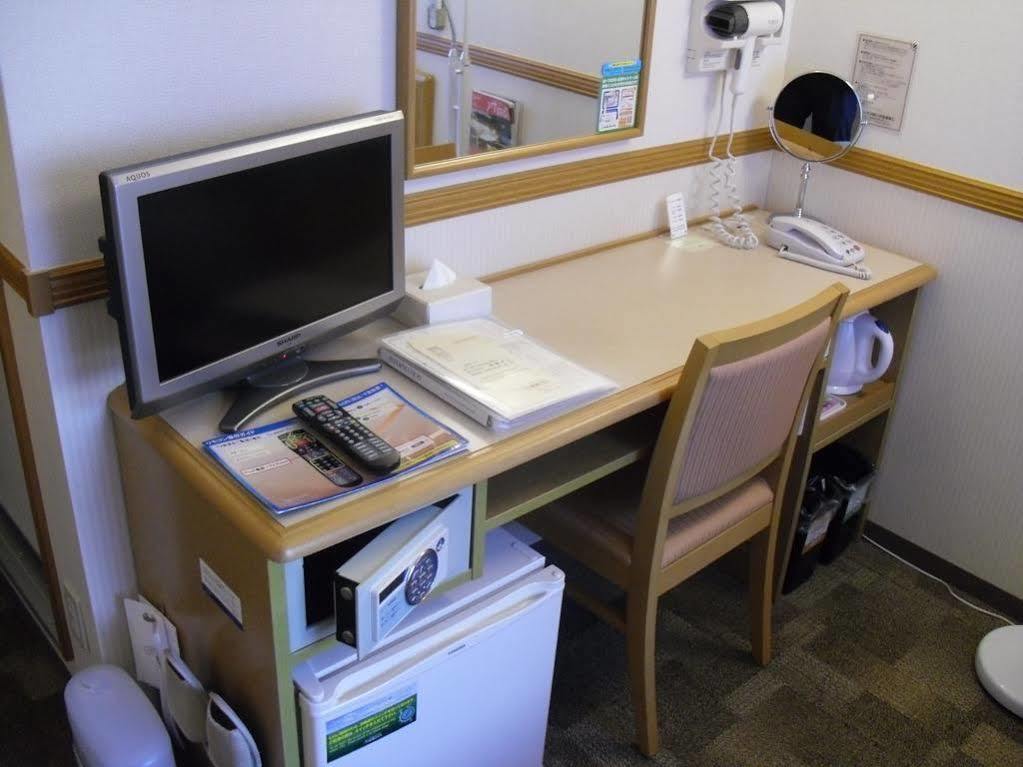 Toyoko Inn Sendai-Eki Nishi-Guchi Chuo Eksteriør billede