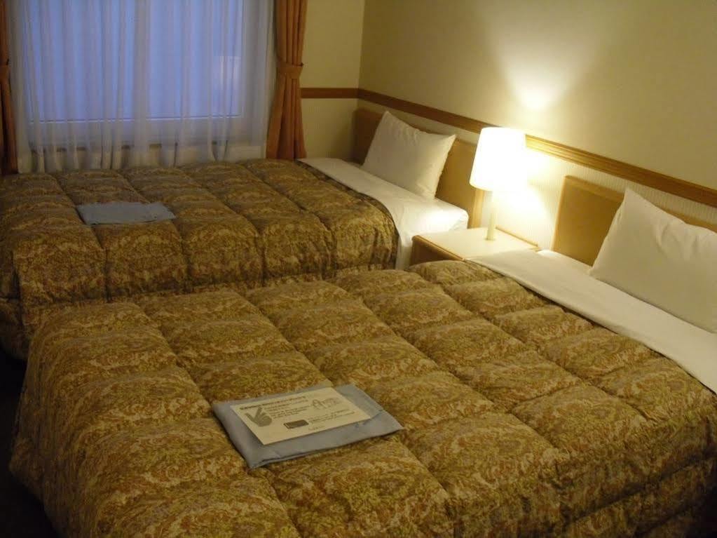 Toyoko Inn Sendai-Eki Nishi-Guchi Chuo Eksteriør billede