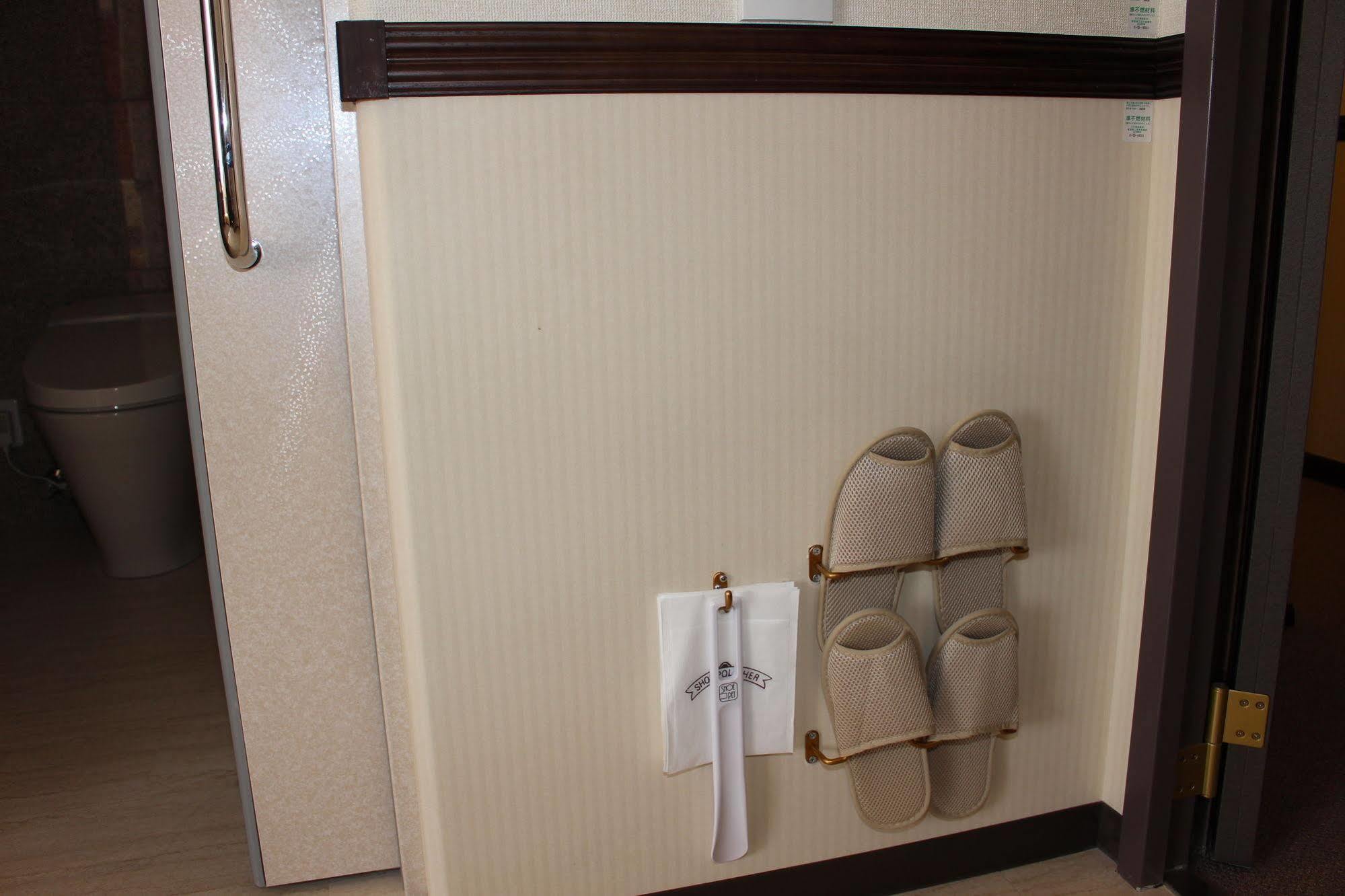 Toyoko Inn Sendai-Eki Nishi-Guchi Chuo Eksteriør billede